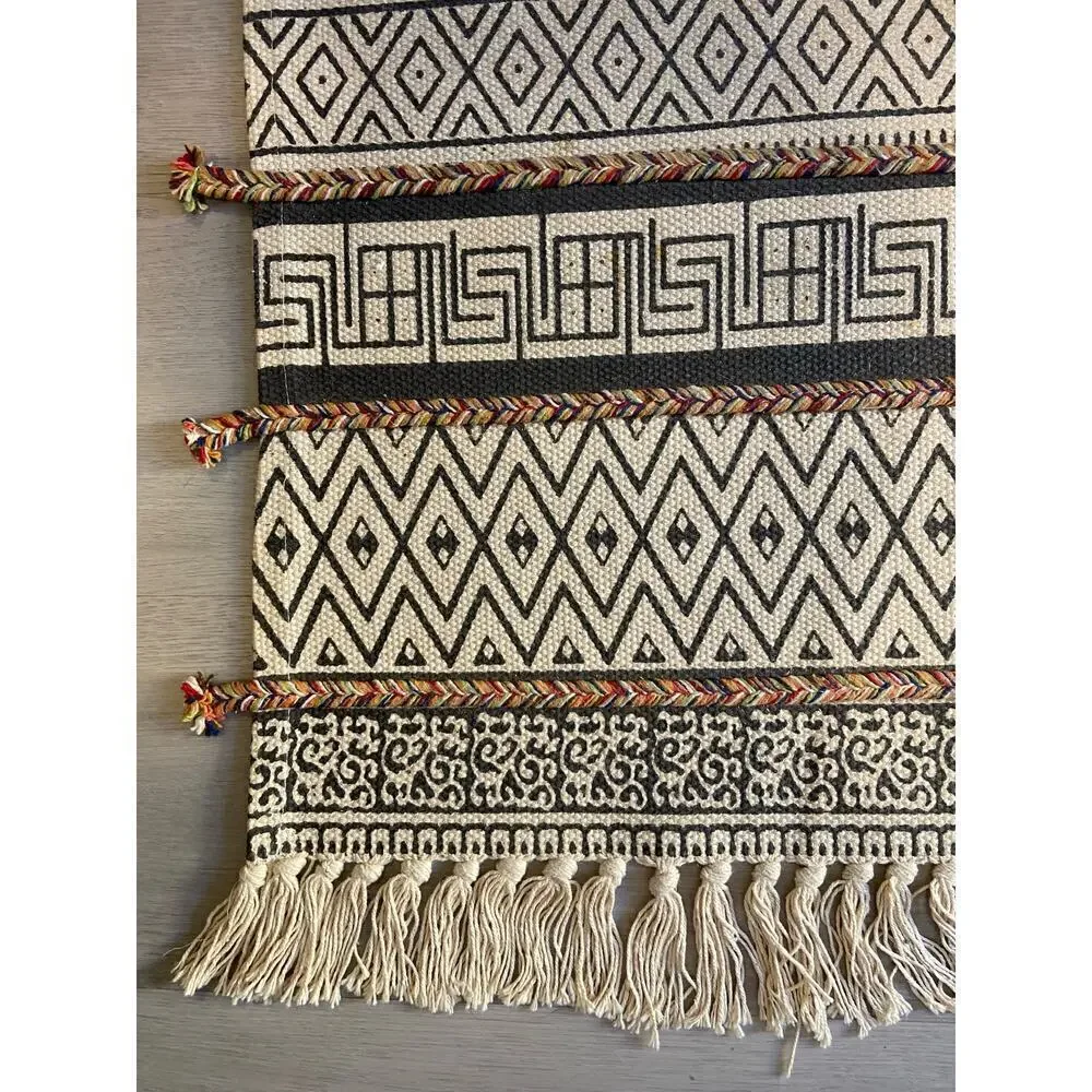 AM HOME TEXTILES Handcrafted Artisan Throw Rug Multi-Color Sz 27x42 Aztec Style
